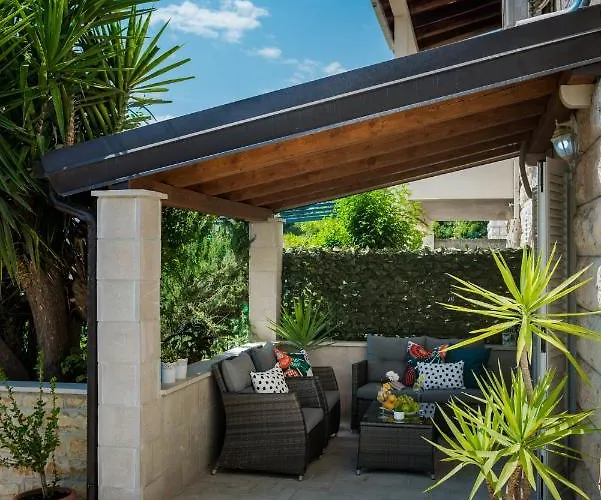 Niko's Charming With Free Parking Dubrovnik