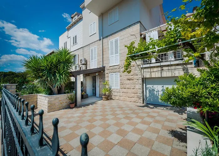 Niko's Charming With Free Parking Dubrovnik