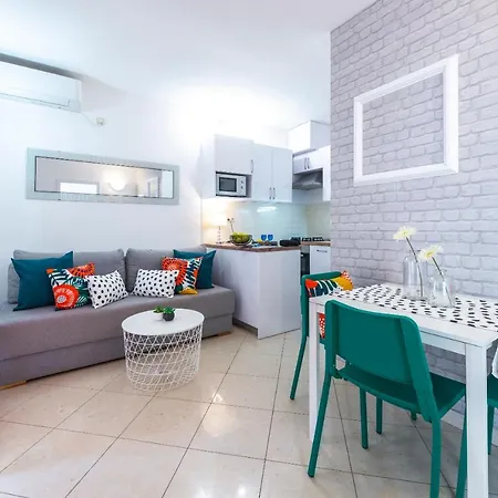 Niko's Charming With Free Parking Apartmán Dubrovník